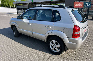 Позашляховик / Кросовер Hyundai Tucson 2007 в 