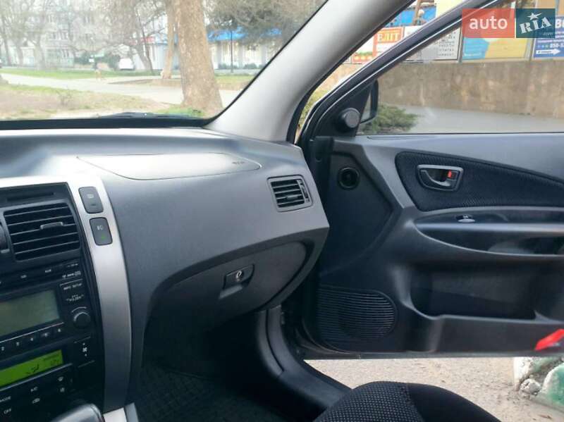 Позашляховик / Кросовер Hyundai Tucson 2008 в Одесі