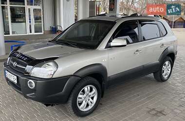 Внедорожник / Кроссовер Hyundai Tucson 2007 в 