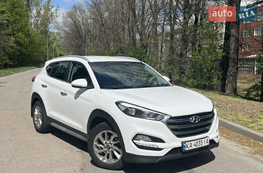 Внедорожник / Кроссовер Hyundai Tucson 2017 в Киеве