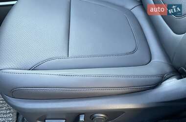 Позашляховик / Кросовер Hyundai Tucson 2021 в 