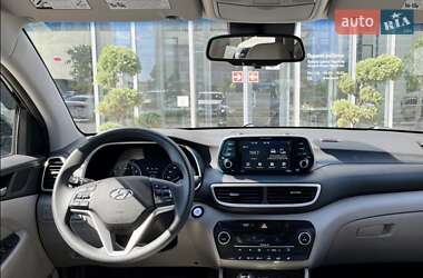 Позашляховик / Кросовер Hyundai Tucson 2021 в 