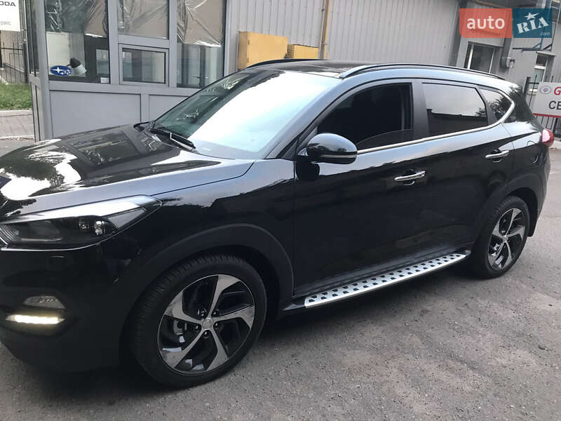 Позашляховик / Кросовер Hyundai Tucson 2017 в Львові