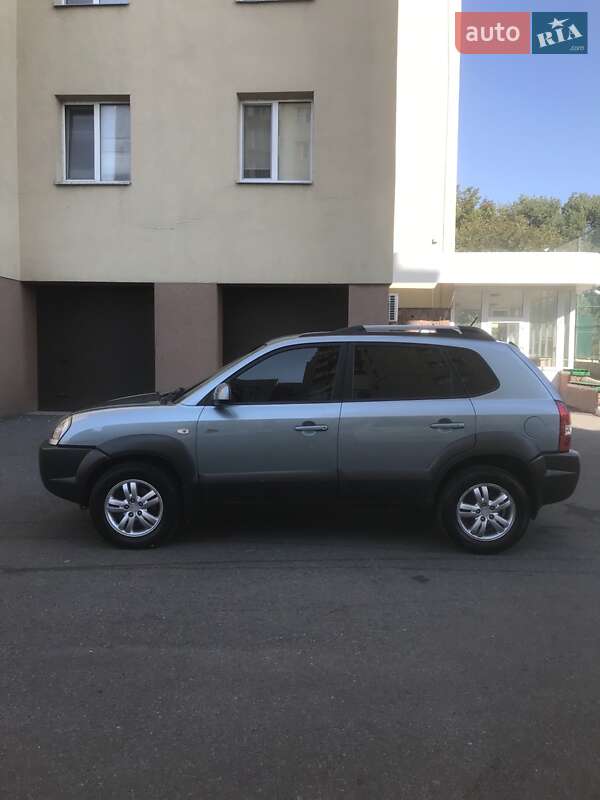 Позашляховик / Кросовер Hyundai Tucson 2008 в Хмельницькому