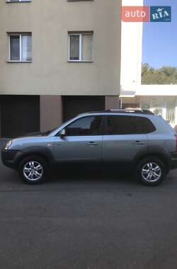 Внедорожник / Кроссовер Hyundai Tucson 2008 в 