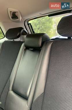 Внедорожник / Кроссовер Hyundai Tucson 2011 в 