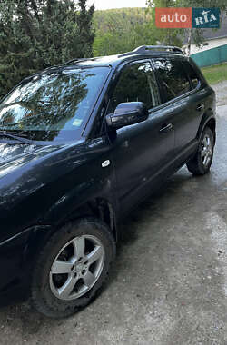 Позашляховик / Кросовер Hyundai Tucson 2005 в 