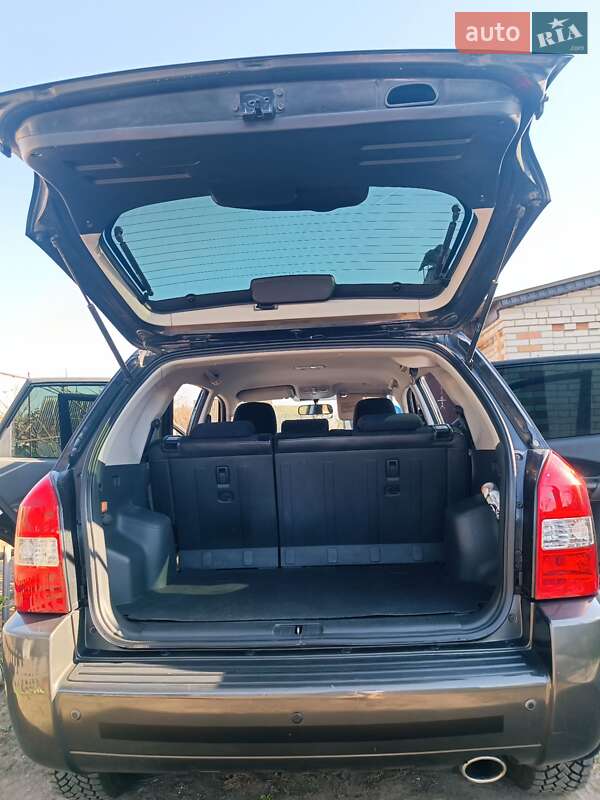 Позашляховик / Кросовер Hyundai Tucson 2009 в Вінниці