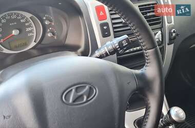 Позашляховик / Кросовер Hyundai Tucson 2007 в 
