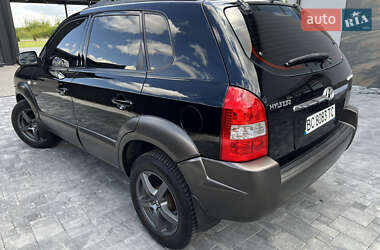 Внедорожник / Кроссовер Hyundai Tucson 2007 в 