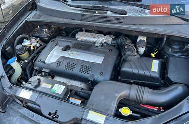 Внедорожник / Кроссовер Hyundai Tucson 2005 в 