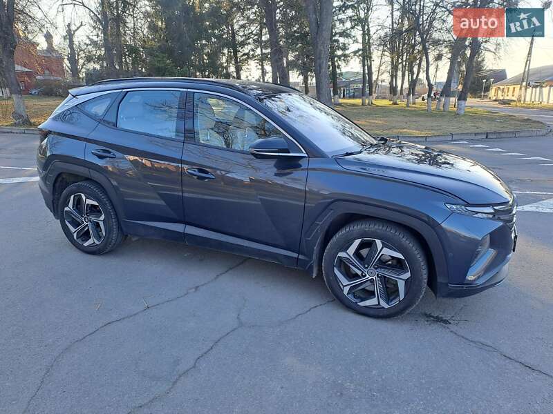 Позашляховик / Кросовер Hyundai Tucson 2021 в 