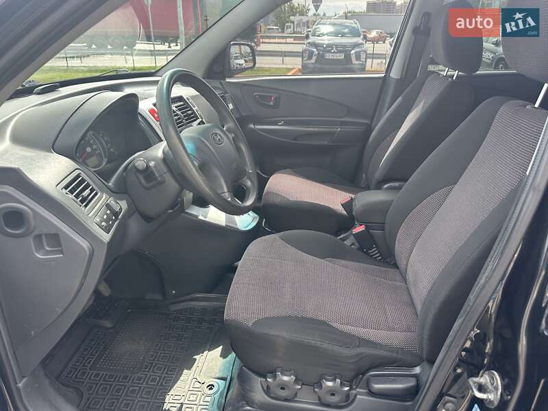 Внедорожник / Кроссовер Hyundai Tucson 2006 в Киеве фото 12 Внедорожник / Кроссовер Hyundai Tucson 2006 в Киеве