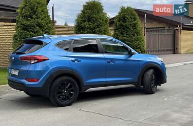Позашляховик / Кросовер Hyundai Tucson 2017 в 