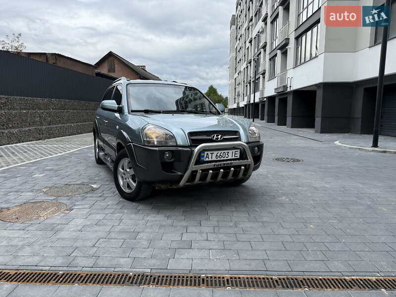 Позашляховик / Кросовер Hyundai Tucson 2008 в 