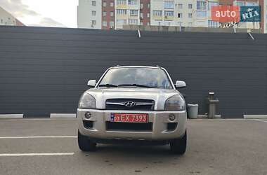 Внедорожник / Кроссовер Hyundai Tucson 2010 в 