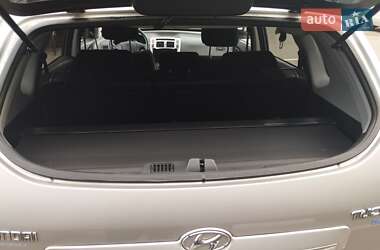 Внедорожник / Кроссовер Hyundai Tucson 2010 в 