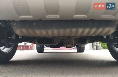 Внедорожник / Кроссовер Hyundai Tucson 2010 в 