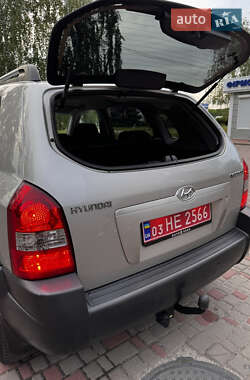 Внедорожник / Кроссовер Hyundai Tucson 2007 в 