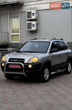 Внедорожник / Кроссовер Hyundai Tucson 2007 в 