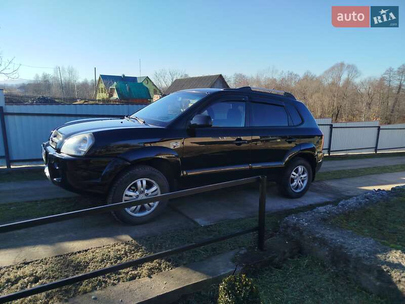 Позашляховик / Кросовер Hyundai Tucson 2006 в Надвірній