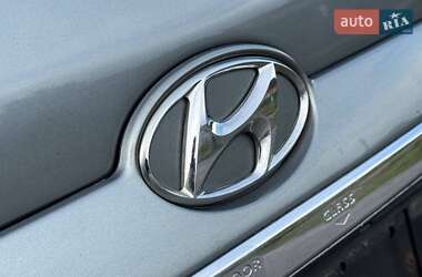 Внедорожник / Кроссовер Hyundai Tucson 2012 в 