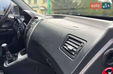 Внедорожник / Кроссовер Hyundai Tucson 2012 в 