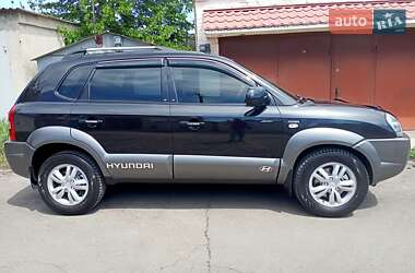 Позашляховик / Кросовер Hyundai Tucson 2012 в 