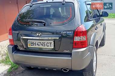 Позашляховик / Кросовер Hyundai Tucson 2012 в 