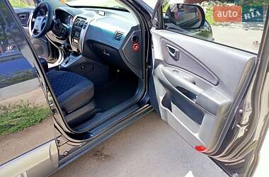 Позашляховик / Кросовер Hyundai Tucson 2012 в 
