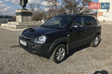 Позашляховик / Кросовер Hyundai Tucson 2011 в 