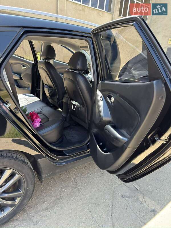 Позашляховик / Кросовер Hyundai Tucson 2011 в Снігурівці