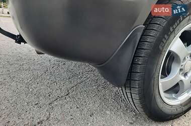Внедорожник / Кроссовер Hyundai Tucson 2006 в 