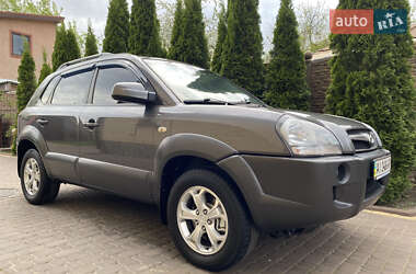 Позашляховик / Кросовер Hyundai Tucson 2009 в 