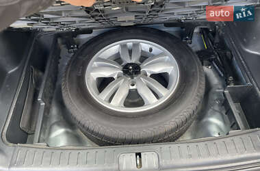 Внедорожник / Кроссовер Hyundai Tucson 2012 в 