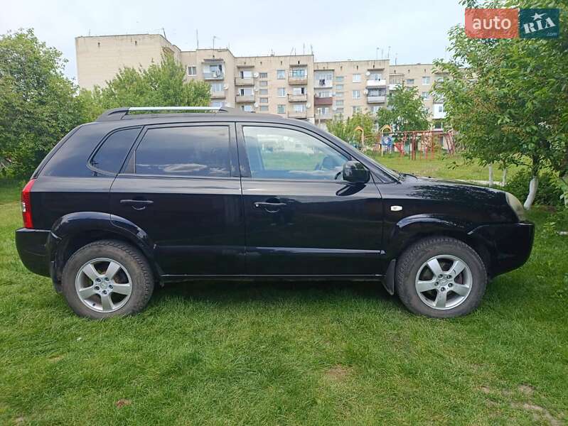 Позашляховик / Кросовер Hyundai Tucson 2008 в Млиніві