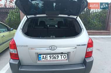 Внедорожник / Кроссовер Hyundai Tucson 2007 в 