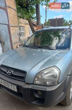 Внедорожник / Кроссовер Hyundai Tucson 2008 в 