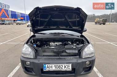Позашляховик / Кросовер Hyundai Tucson 2009 в 