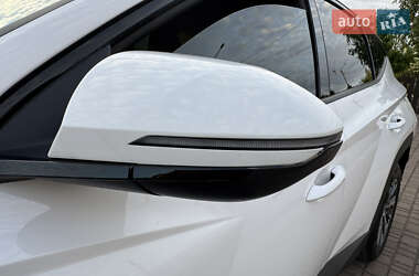 Внедорожник / Кроссовер Hyundai Tucson 2023 в 