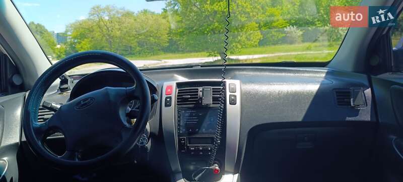 Внедорожник / Кроссовер Hyundai Tucson 2006 в Днепре фото 12 Внедорожник / Кроссовер Hyundai Tucson 2006 в Днепре