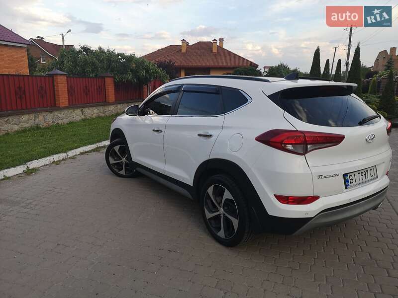 Позашляховик / Кросовер Hyundai Tucson 2017 в Полтаві