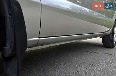 Позашляховик / Кросовер Hyundai Tucson 2006 в 