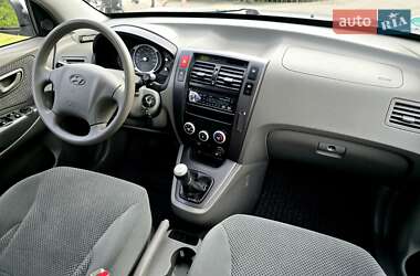 Позашляховик / Кросовер Hyundai Tucson 2006 в 