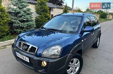 Внедорожник / Кроссовер Hyundai Tucson 2008 в 