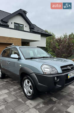 Позашляховик / Кросовер Hyundai Tucson 2006 в Києві