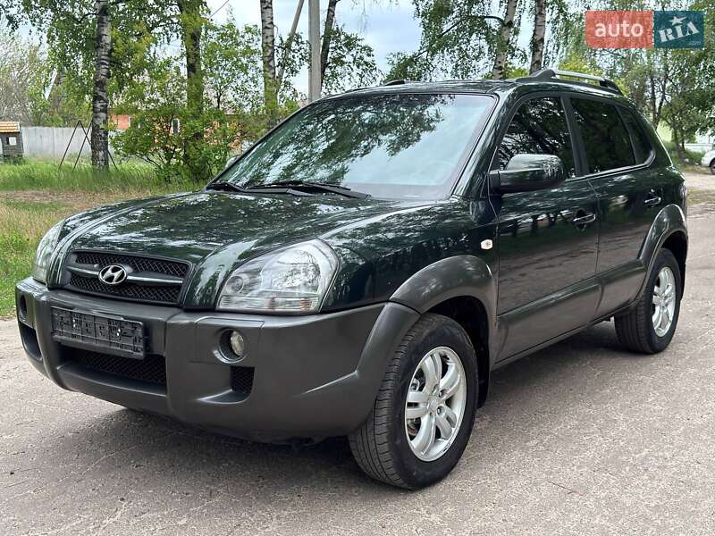 Позашляховик / Кросовер Hyundai Tucson 2008 в Охтирці