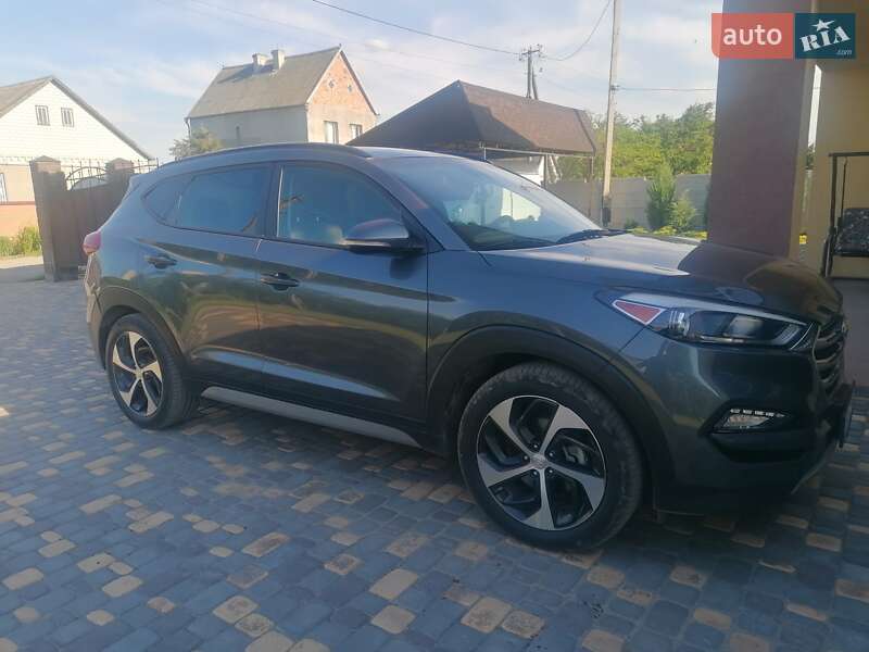 Позашляховик / Кросовер Hyundai Tucson 2017 в Дніпрі фото 3 Позашляховик / Кросовер Hyundai Tucson 2017 в Дніпрі