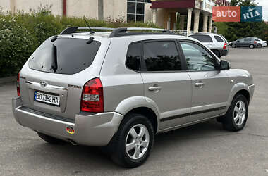 Позашляховик / Кросовер Hyundai Tucson 2005 в 