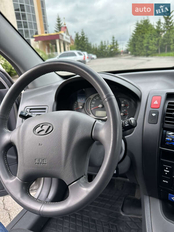 Позашляховик / Кросовер Hyundai Tucson 2005 в Тернополі